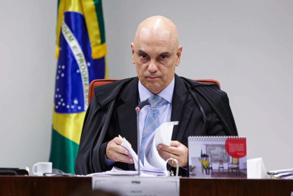 moraes-alterna-descontracao-e-ironias-com-defesas-nos-interrogatorios