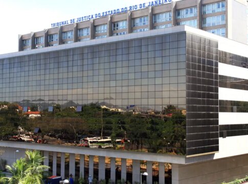 justica-do-rio-condena-medico-que-estuprou-mulheres-na-sala-de-parto
