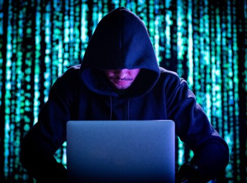 grupo-hacker-alvo-da-pf-atacou-stj,-gov.br-e-petrobras;-veja-lista
