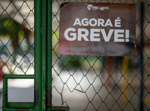apos-nova-assembleia,-professores-da-rede-publica-decidem-manter-greve