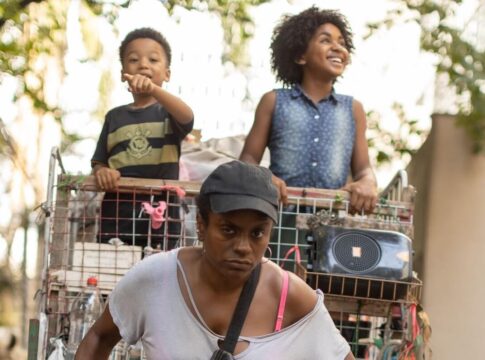 novo-filme-de-anna-muylaert,-a-melhor-mae-do-mundo,-abre-cine-pe