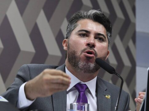 comissao-do-senado-aprova-fim-da-preferencia-da-petrobras-no-pre-sal