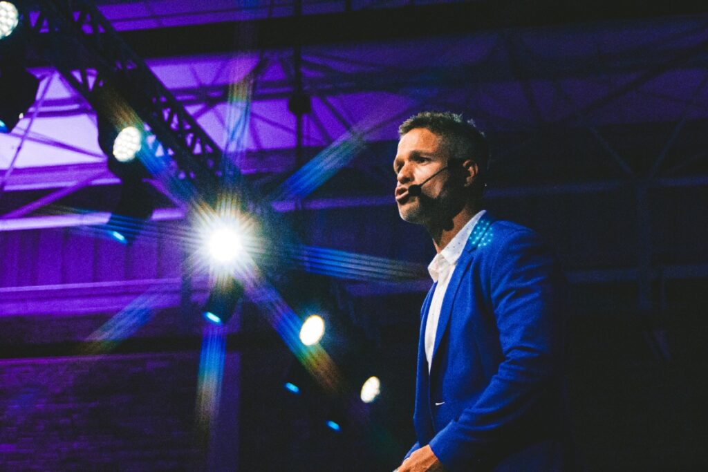 diego-ribas:-experiencia-nos-gramados-influencia-nos-negocios