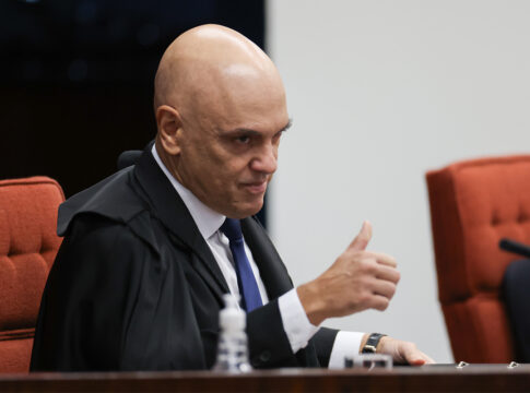 moraes-se-fortalece-apos-depoimentos-de-bolsonaro-e-outros-reus-no-stf