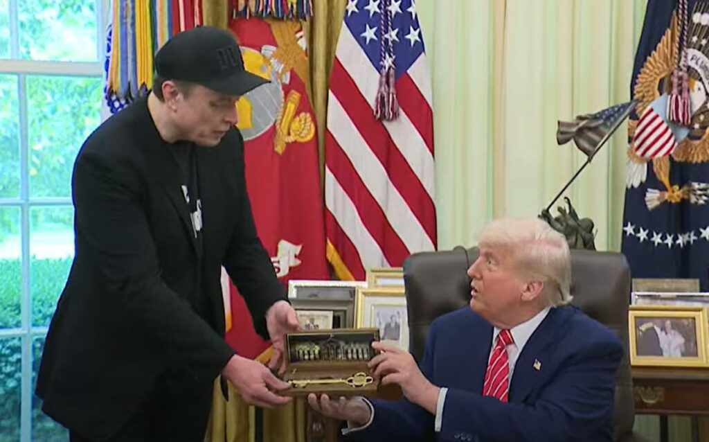 elon-musk:-“lamento-algumas-das-minhas-postagens-sobre-trump”