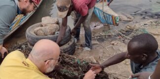 cientista-da-usp-denuncia-descarte-de-moluscos-da-gambia-no-aeroporto