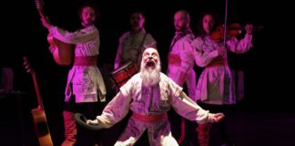 companhia-teatral-chilena-conta-historias-latinoamericanas-em-trilogia