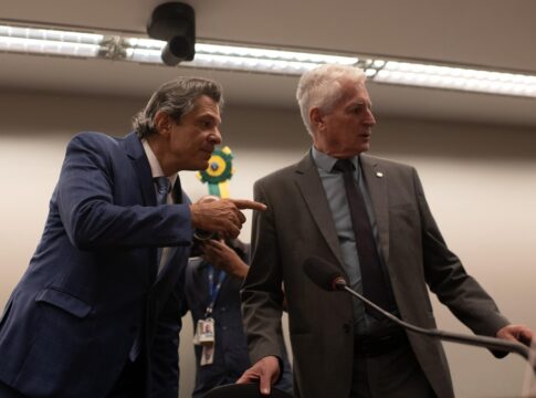 apos-bate-boca-de-haddad-com-oposicao,-comissao-da-camara-e-encerrada