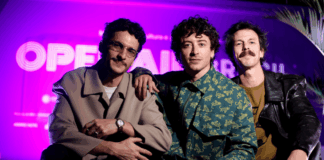 homem-com-h:-jesuita-barbosa-fala-sobre-figurinos-de-ney-matogrosso