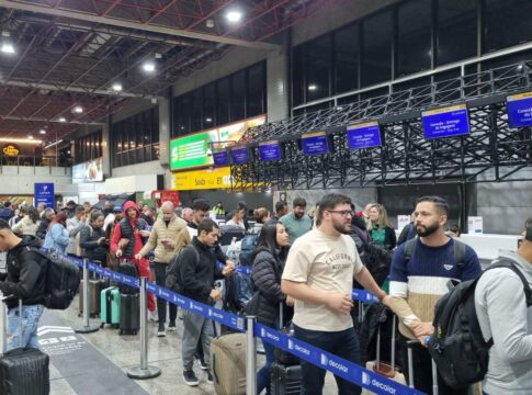 drones-interrompem-voos-e-causam-transtornos-no-aeroporto-de-guarulhos