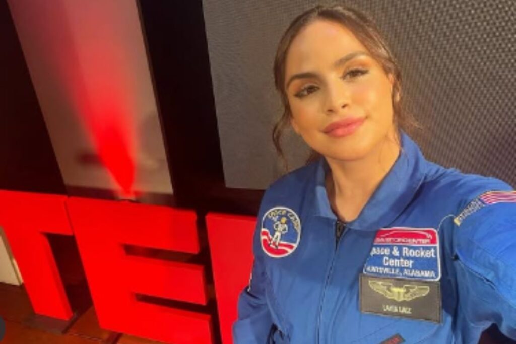falsa-astronauta-tirou-fotos-com-uniforme-em-curso-de r$ 6-mil