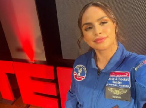 falsa-astronauta-tirou-fotos-com-uniforme-em-curso-de r$ 6-mil