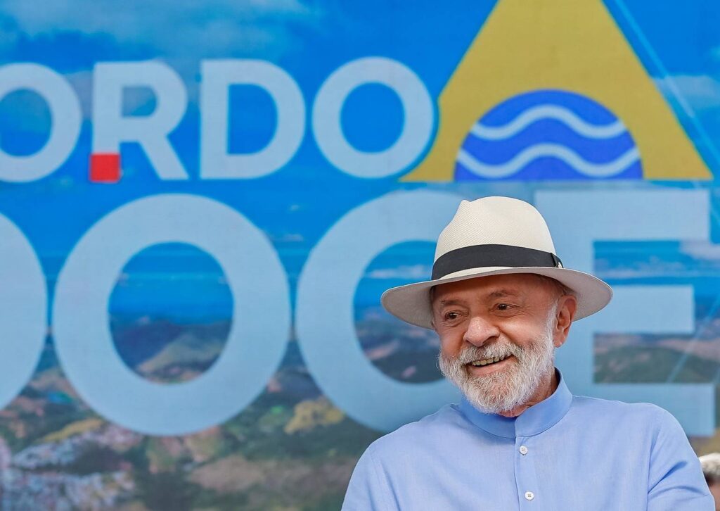 lula-volta-a-falar-em-reeleicao:-“se-brincar,-vai-ter-a quarta vez”