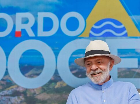 lula-volta-a-falar-em-reeleicao:-“se-brincar,-vai-ter-a quarta vez”