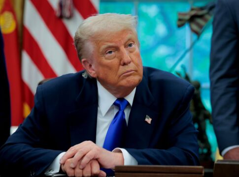trump-oferece-ajuda-a-india-apos-queda-de-aviao:-“uma-das-piores”