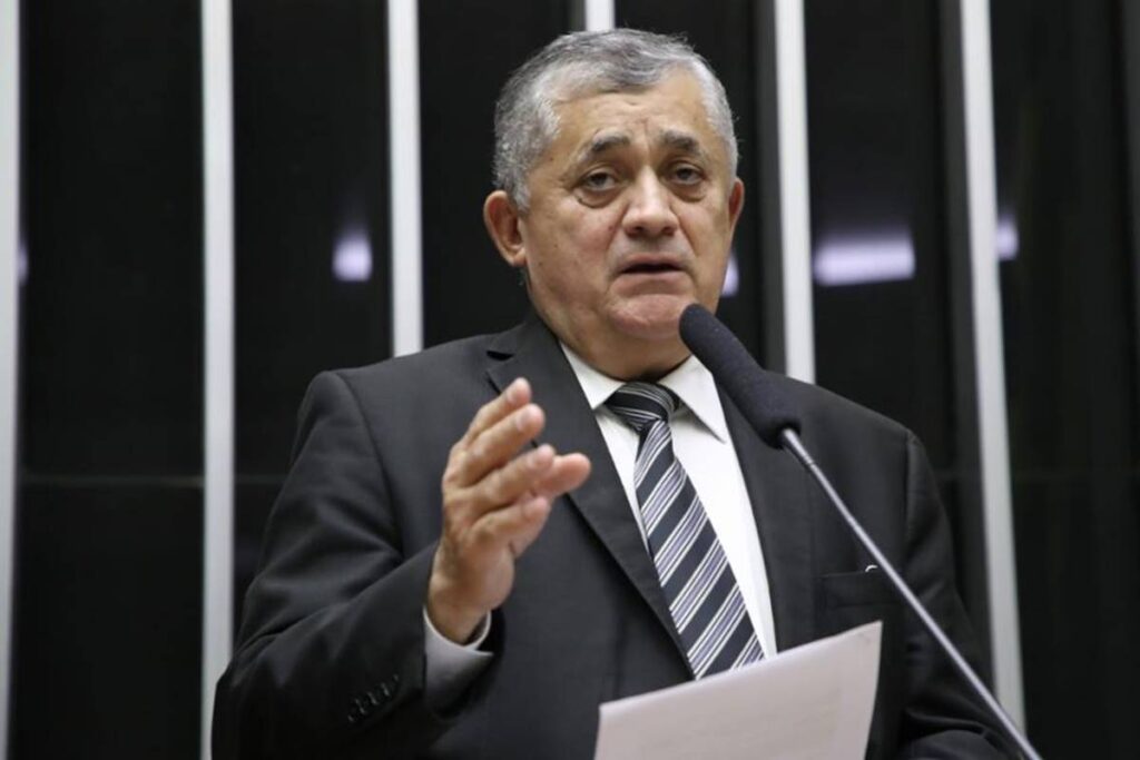 iof:-governo-nao-descarta-corte-em-emendas-caso-medidas-nao-passem