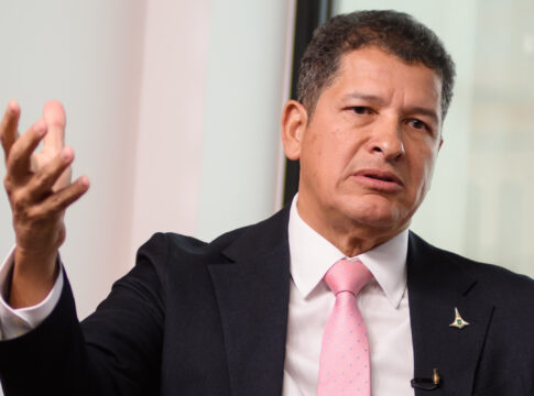 proposta-de-secretarios-pede-prisao-para-advogado-envolvido-com-faccao