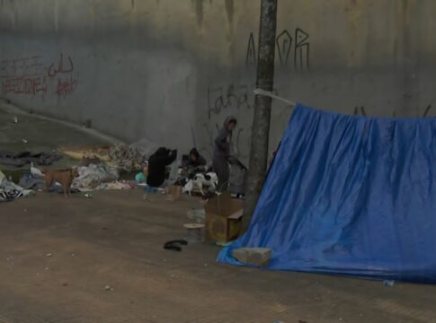 incendio-em-ocupacao-deixa-moradores-desabrigados-na-av.-9-de-julho