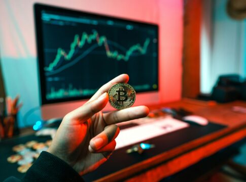 ganhe-ate-us$-3.777-em-criptomoedas-todo-dia-com-apenas-um-celular