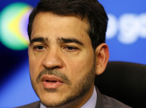 agu-vai-ao-stf-para-reverter-derrubada-de-decreto-do-iof