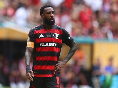 apos-semanas-de-negociacao,-gerson-deixa-flamengo-para-jogar-no-zenit