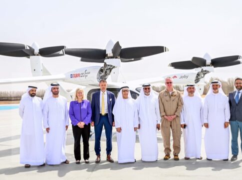 dubai-realiza-1o-voo-experimental-de-taxi-aereo-eletrico