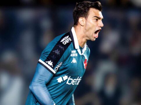 leo-jardim-e-paredao-do-vasco-para-duelo-contra-o-botafogo-no-df