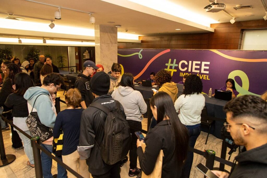 ciee-disponibiliza-mais-de-600-vagas-de-estagio-para-estudantes-do-df