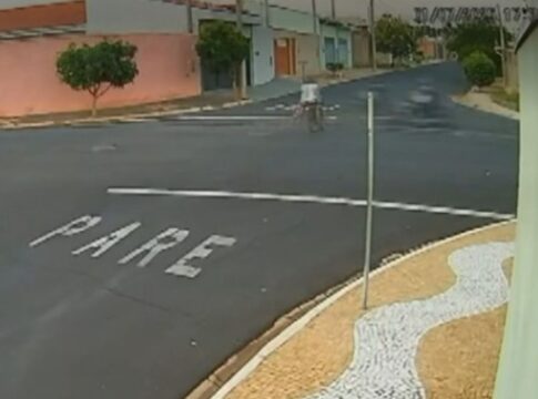 video:-menino-de-9-anos-morre-apos-moto-atingir-bicicleta-motorizada