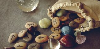 runas-e-o-amor:-confira-as-energias-de-julho-para-os-signos