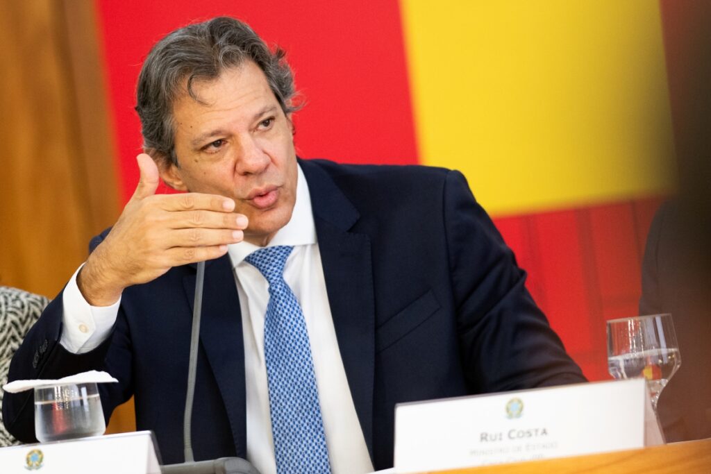 senadores-bolsonaristas-surpreendem-e-apoiam-haddad-em-uma-pauta