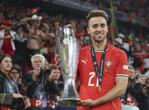 luto-no-futebol:-relembre-carreira-e-titulos-de-diogo-jota