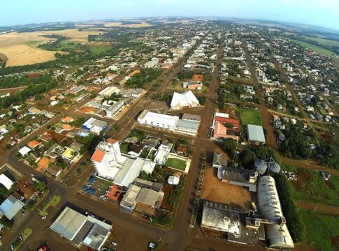 cidade-com-12-mil-habitantes-abre-concurso-com-salarios-ate-r$-15-mil