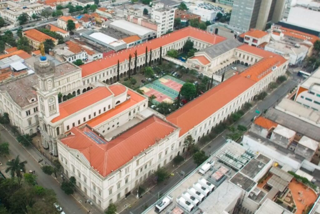 mpsp-quer-fim-de-convenio-entre-prefeitura-de-sp-e-escola-catolica