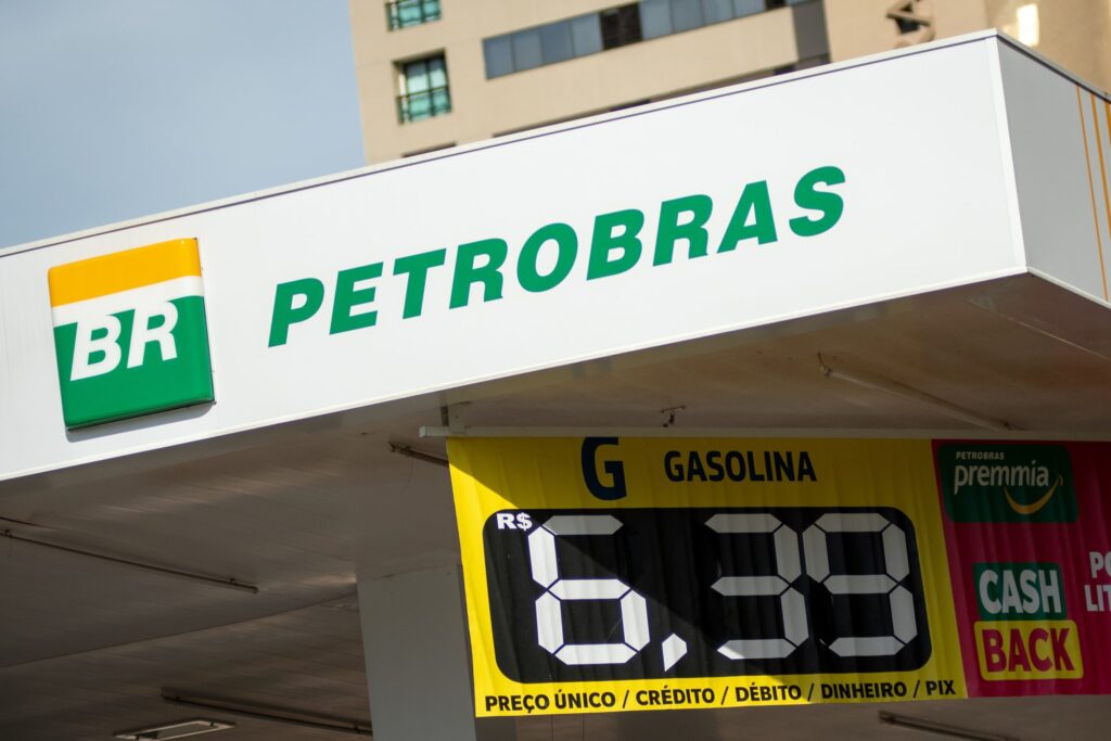gasolina-a-r$-6,89:-deputado-aciona-mp-contra-aumento-de-preco-no-df