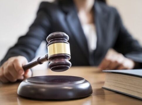 justica-proibe-fixacao-de-cartazes-antiaborto-em-hospitais-no-rio