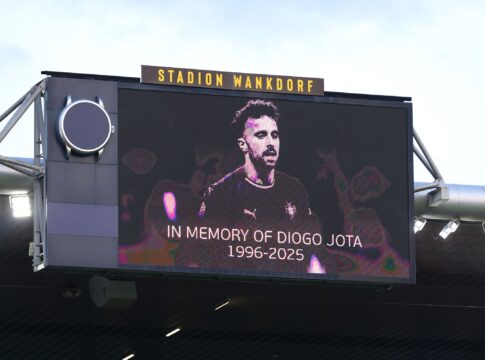 euro-feminina:-homenagens-a-diogo-jota-marcam-espanha-x-portugal