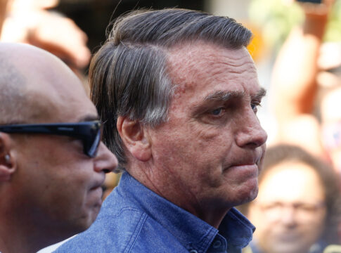 stf-reagira-se-bolsonaro-receber-indulto-de-eduardo-ou-tarcisio