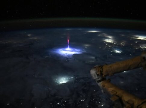 astronauta-da-nasa-registra-fenomeno-luminoso-raro;-veja