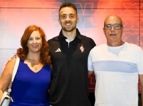 conheca-historia-de-superacao-da-familia-de-diogo-jota-e-andre-silva