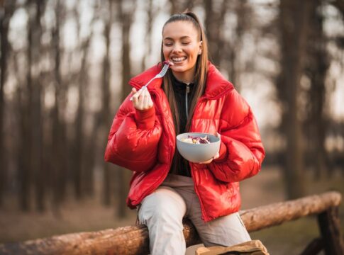 por-que-a-fome-aumenta-nos-dias-frios?-especialista-explica