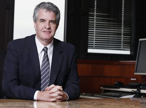 apos-campos-neto,-nubank-anuncia-outro-ex-diretor-do-bc-na-empresa