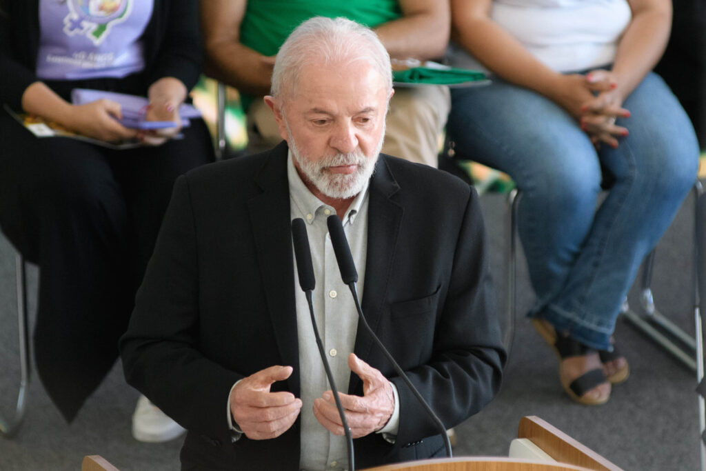 lula-defende-exploracao-do-petroleo-brasileiro:-“nao-vou-abrir-mao”