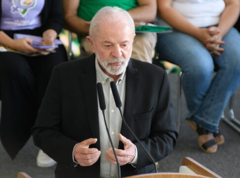 lula-defende-exploracao-do-petroleo-brasileiro:-“nao-vou-abrir-mao”