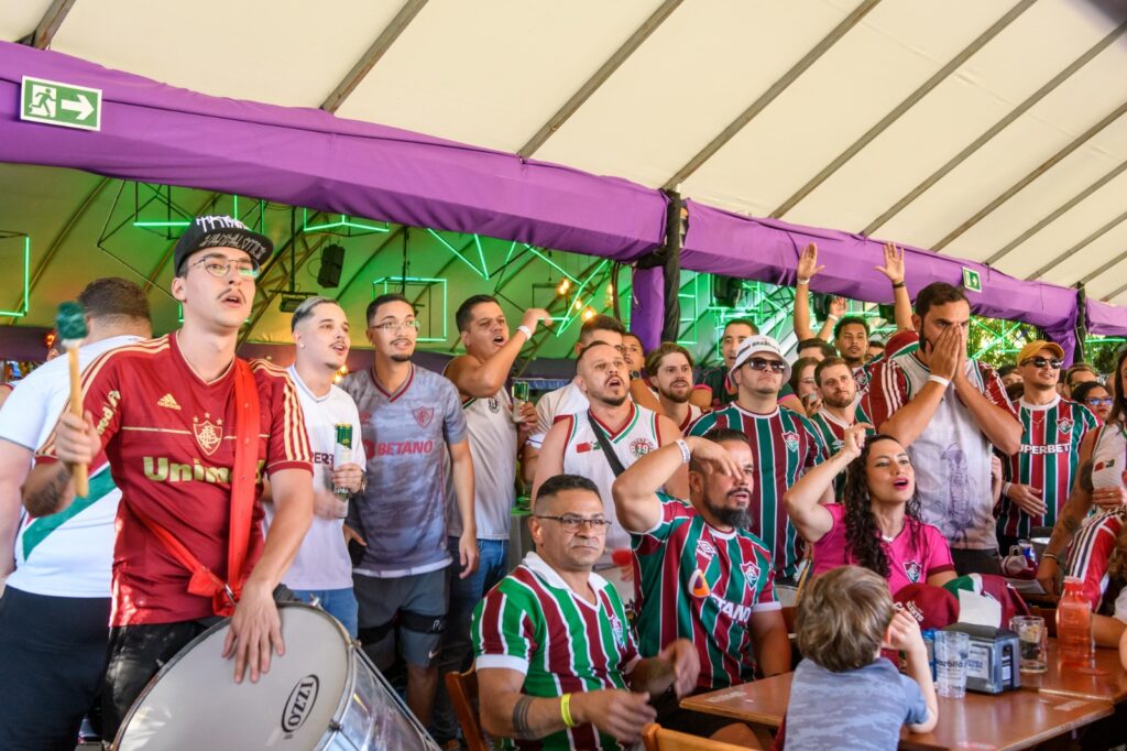 tricolores-lotam-bares-do-df-para-ver-fluminense-no-mundial-de-clubes