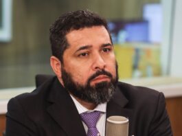 presidente-dos-correios-pede-demissao-apos-prejuizo-bilionario