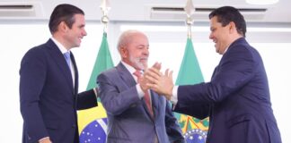 a-fabrica-de-crises-(por-andre-gustavo-stumpf)