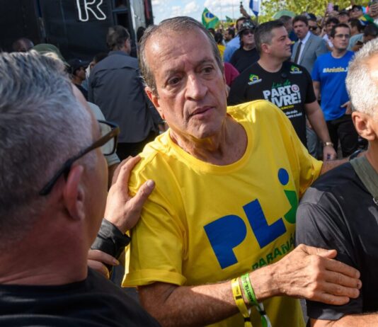 valdemar:-“entraram-numa-guerra-na-internet-para-acabar-com-a-direita”
