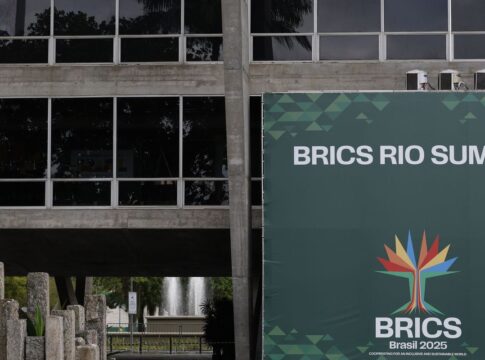 em-recado-aos-eua,-brics-critica-imposicao-de-tarifas-unilaterais
