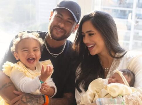 neymar-e-bruna-biancardi-mostram-o-rosto-de-mel-e-se-declaram